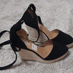 Black espadrilles